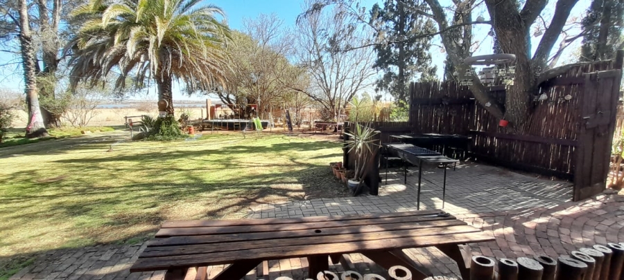 10 Bedroom Property for Sale in Klerksdorp Rural North West